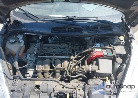 2014 Ford Fiesta Titanium из США, поврежденный, VIN 3FADP4FJ7EM106069